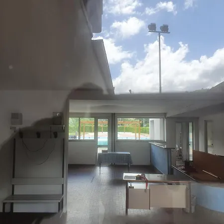 Executive Flat In Varese Ligure