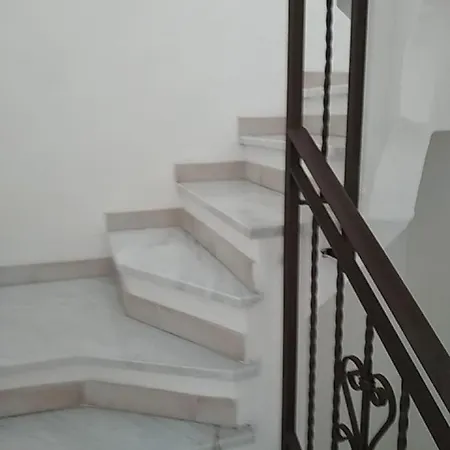 Executive Flat In Varese Ligure