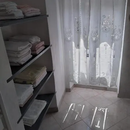 Executive Flat In Apartment Varese Ligure