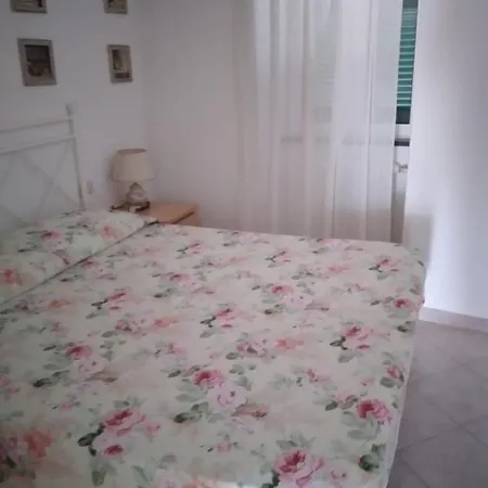 Executive Flat In * Varese Ligure
