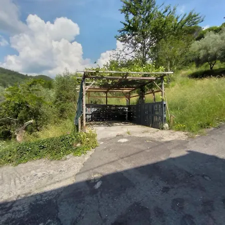Apartment Executive Flat In Varese Ligure