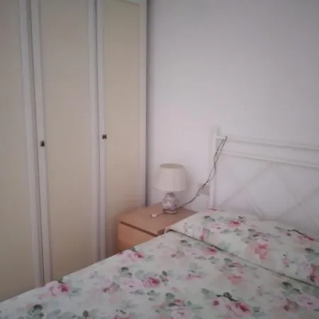 Executive Flat In Varese Ligure