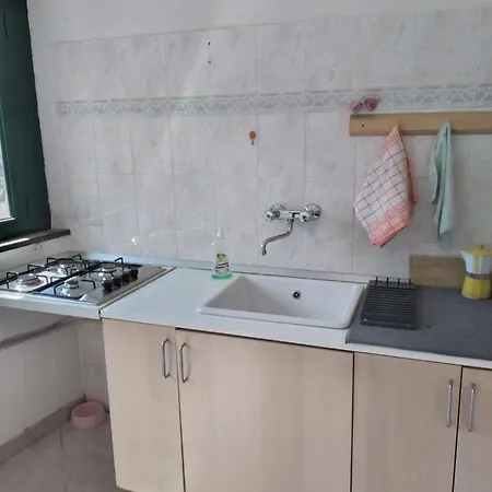 Executive Flat In Apartment Varese Ligure